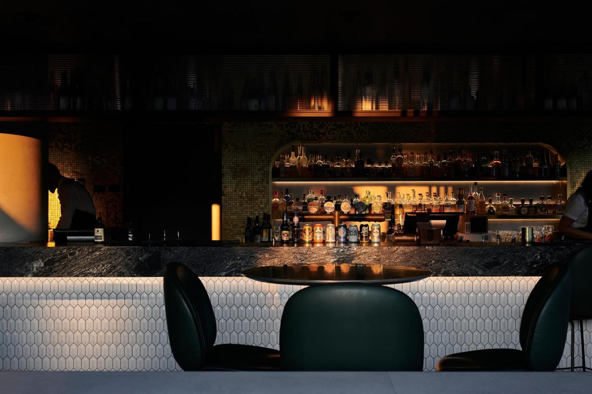 Midnight Hotel, Autograph Collection Canberra Zewnętrze zdjęcie The bar at the London Edition